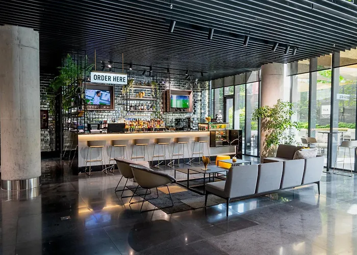 Ola Santiago Providencia, Tapestry Collection By Hilton