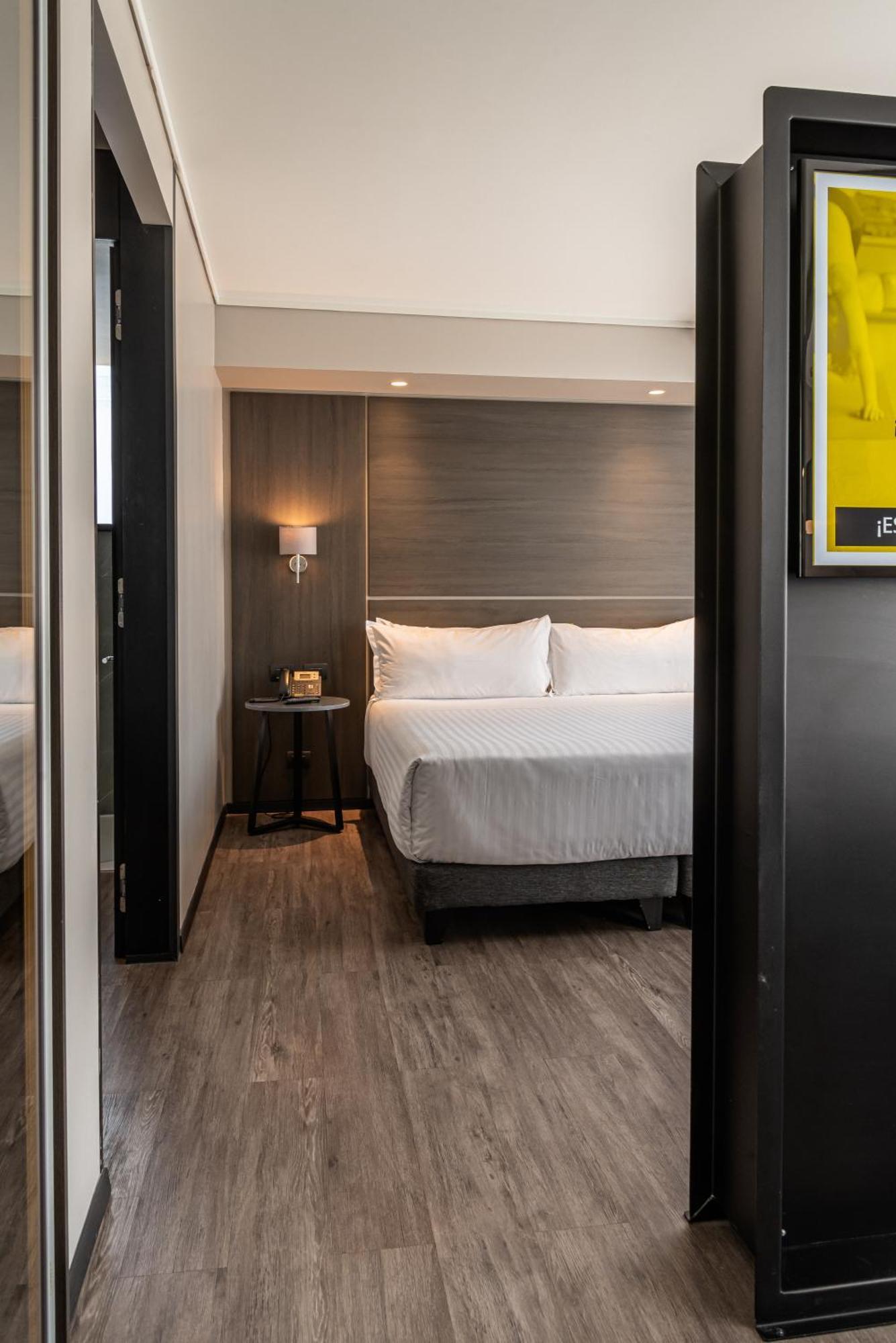 Hotel Ola Providencia, Tapestry Collection By Hilton Santiago
