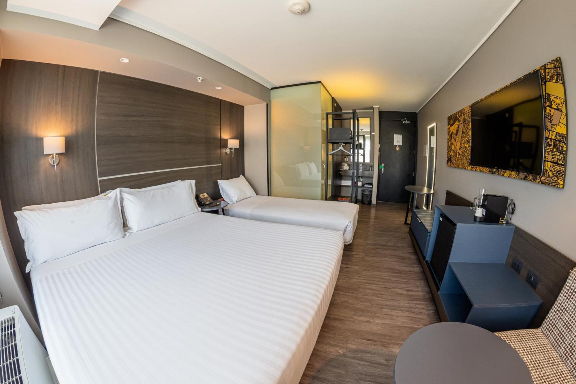 Ola Providencia, Tapestry Collection By Hilton 4* Santiago
